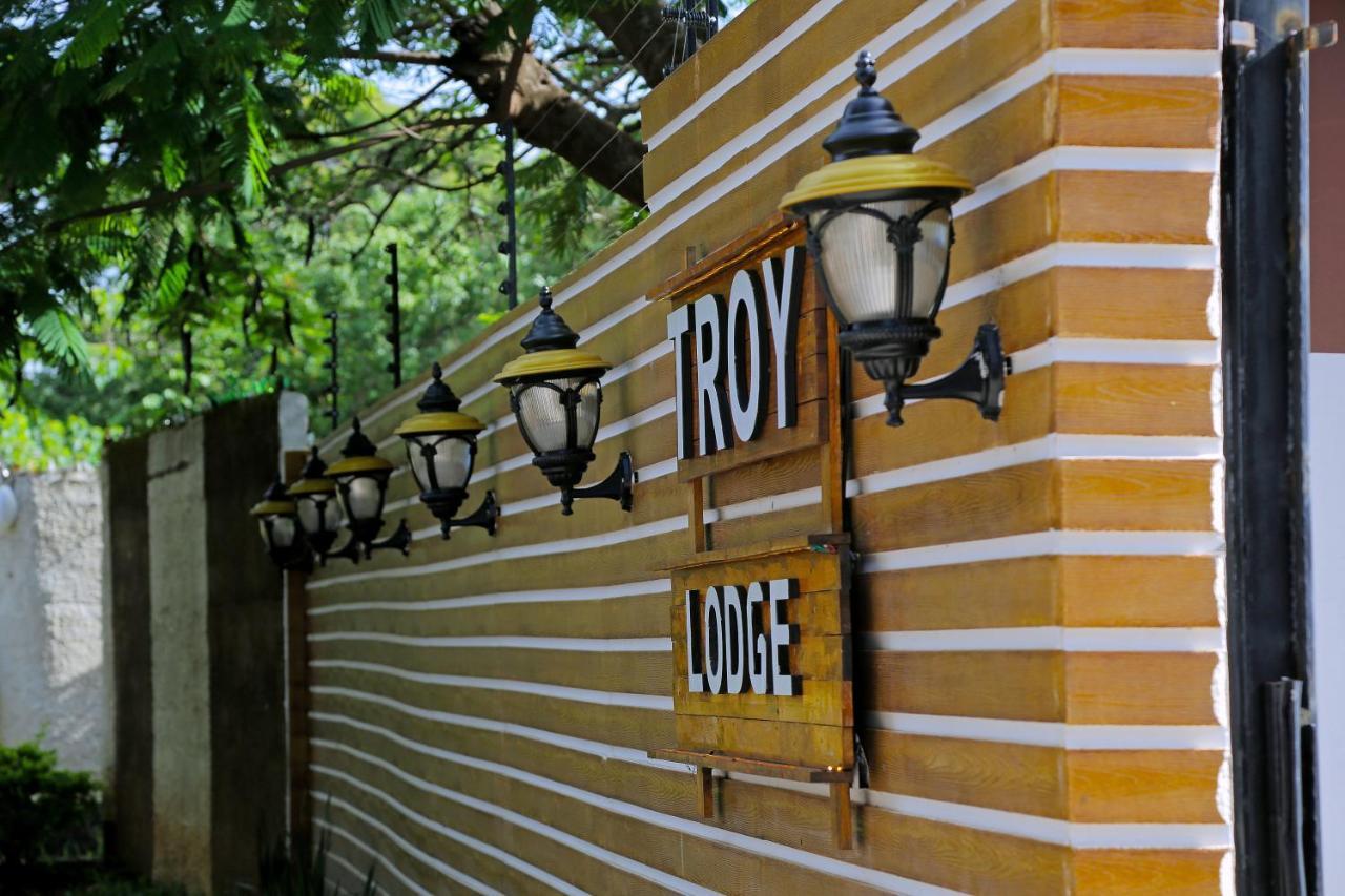 Troy Lodge Λουσάκα Εξωτερικό φωτογραφία